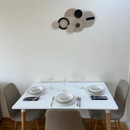 Dora With Terrace And Parking Podgorica