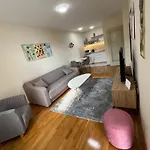 Apartament Dora With Terrace And Parking