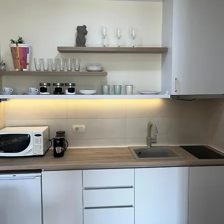 דירה Dora With Terrace And Parking